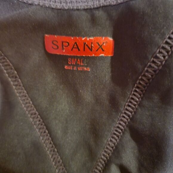 Spanx Cami Black Layering Tank Top Women's Size small - Picture 3 of 4